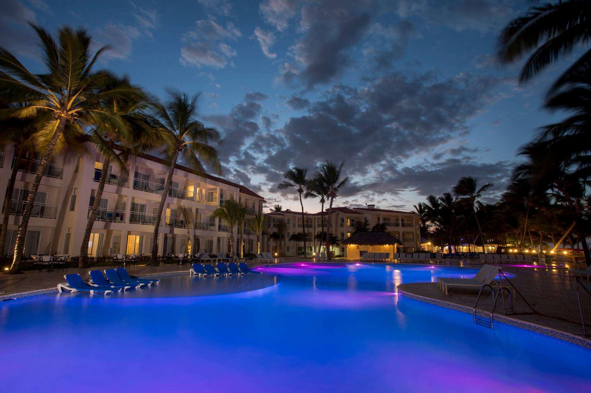Viva Tangerine By Wyndham, A Trademark All Inclusive Cabarete Exterior photo